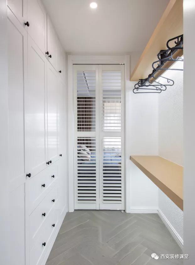 衣帽间门用哪种最好,独立衣帽间用什么门好看