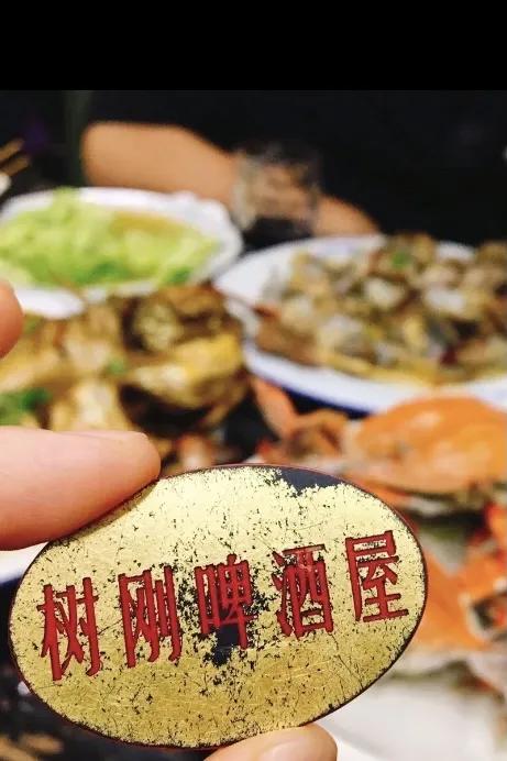 青岛即可以看海还能吃海鲜的地方,去青岛吃好海鲜看大海心情自然好