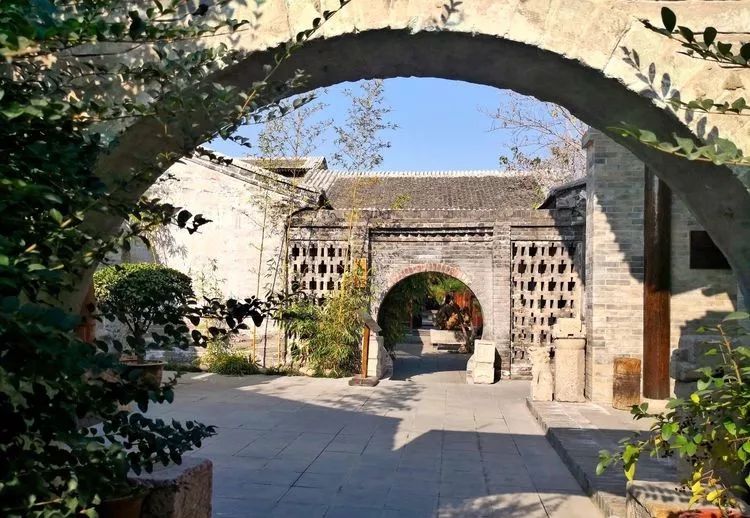 漫随天外云卷云舒免费,漫随天外云卷云舒抖音