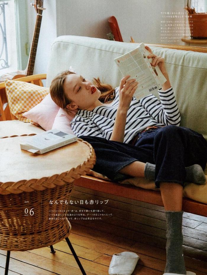 条纹衫的正确搭配,条纹衫穿宽松一点好看吗