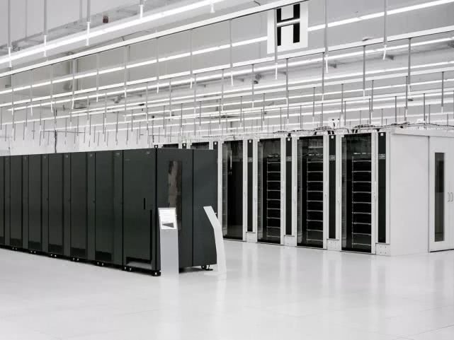 瑞士这个国家安全吗,瑞士国家安全靠什么来保障