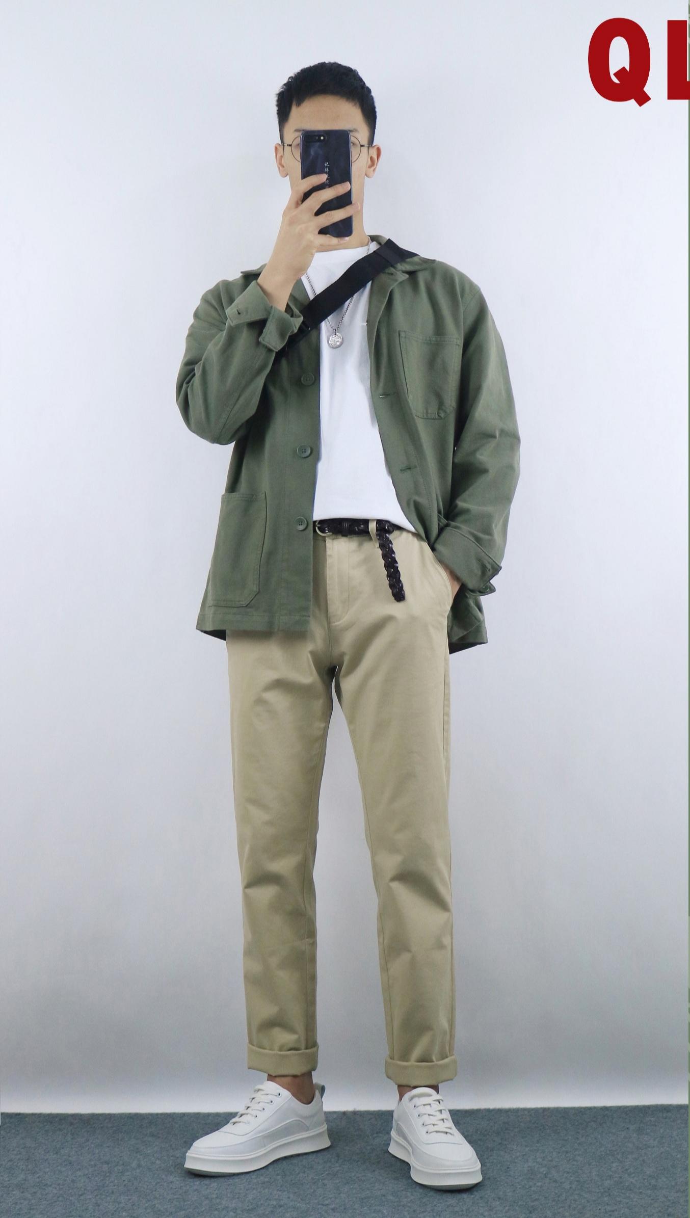 夏天如何选一个有质感的白t,夏日白t大小怎么选合适