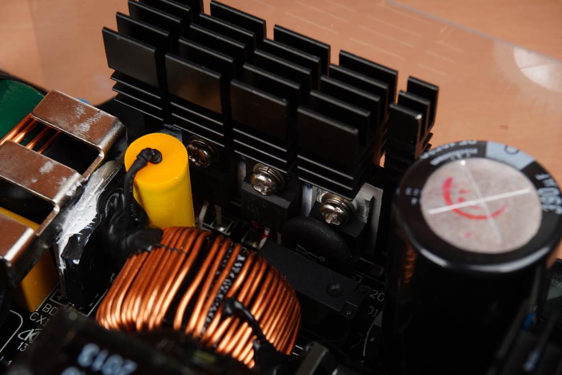 金河田金牌电源靠谱吗,金河田金牌a+电源测评