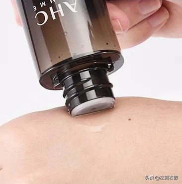 ahc蓝啵啵水乳怎么区分真假,ahc面膜真假辨别方法