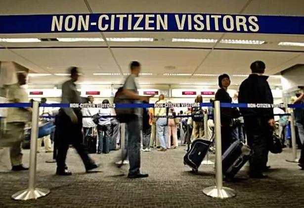 美国十年签证填什么表格,美国签证一般几年有效期