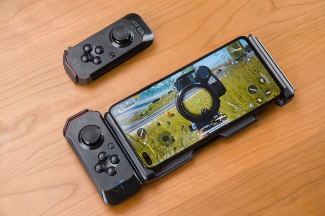 北通h2手柄评测,北通h2手柄和rog对比