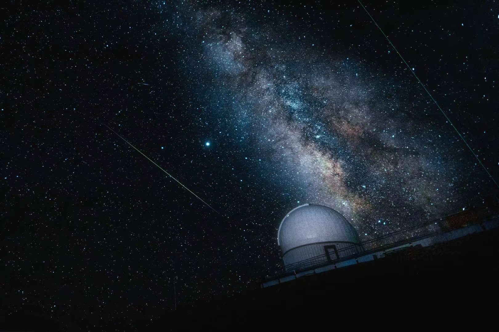 车顶帐篷在夏季的真实体验,4000的车顶帐篷