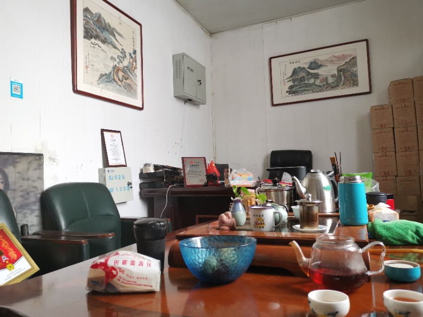 来自北庭汽修服务的帅哥马先生说，修车就是凭良心