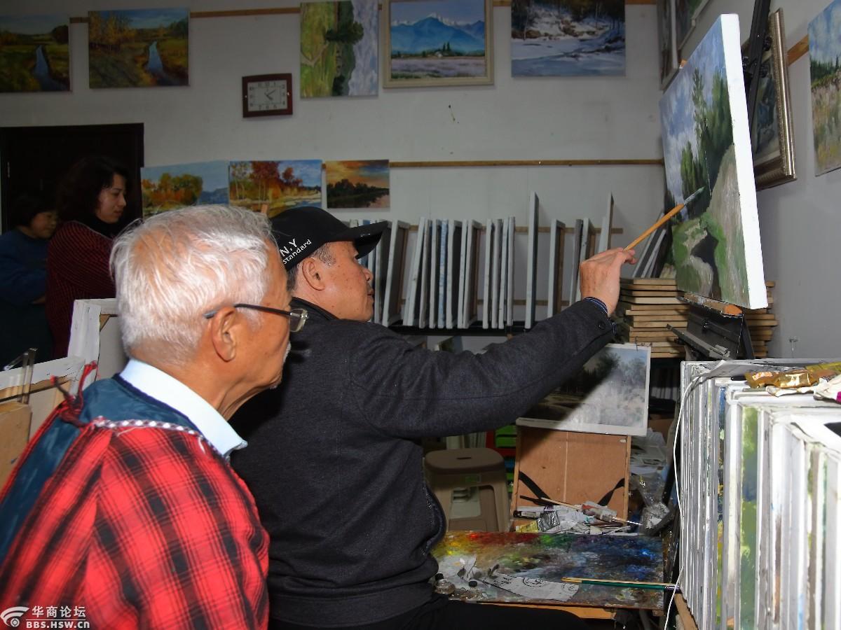 叶君川和他的老年油画班