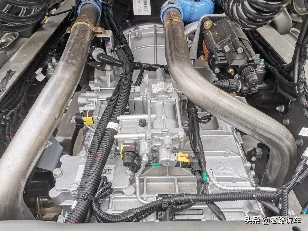 汕德卡2020款经典版驾驶室,汕德卡奢华版2021款有什么配置