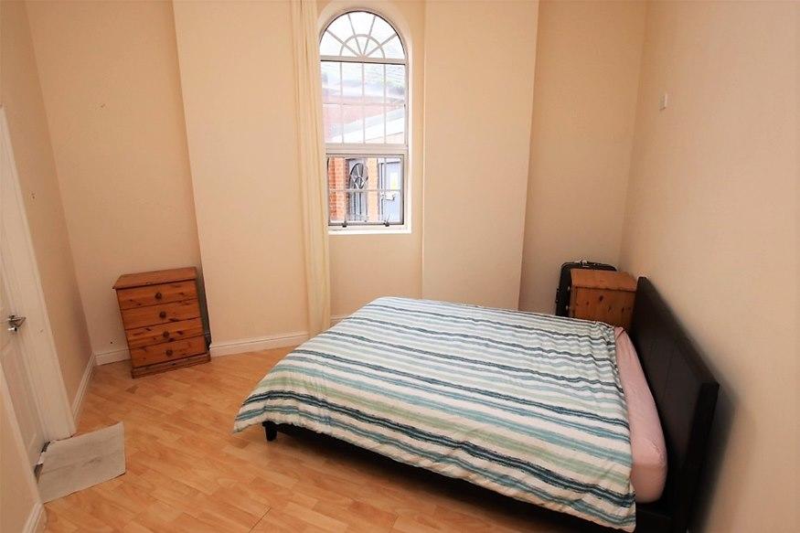 这些千奇百怪的房子,这些户型奇葩的房子居然还挺抢手