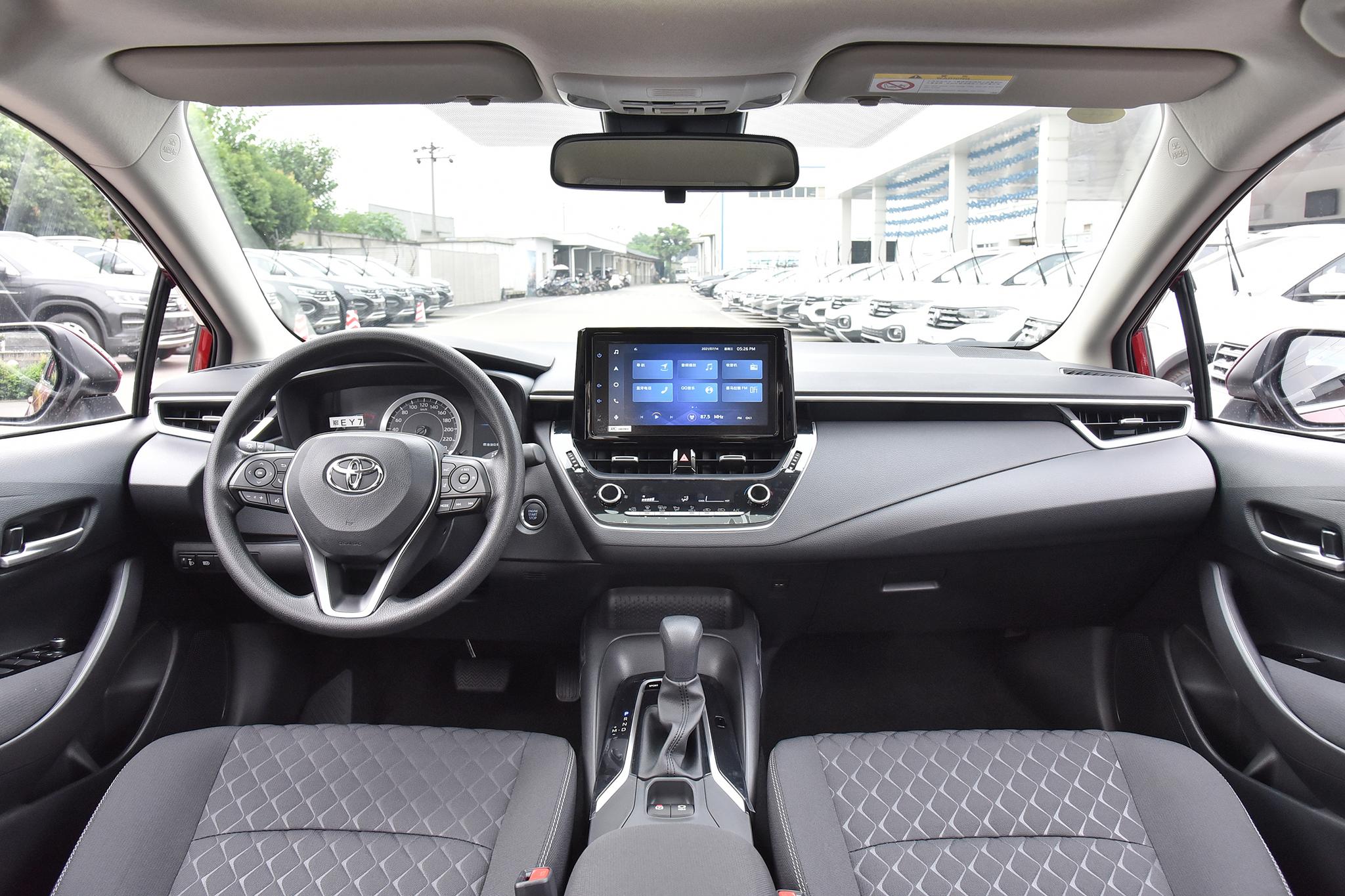 亚洲狮2.0和速腾1.4t哪个可靠,大众速腾和丰田亚洲狮哪个值得买