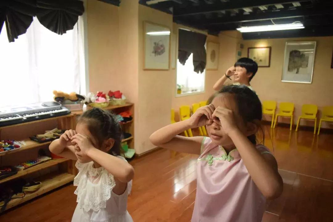 当朋友跟你开玩笑时你该怎么做,如果朋友误会你了该怎么做