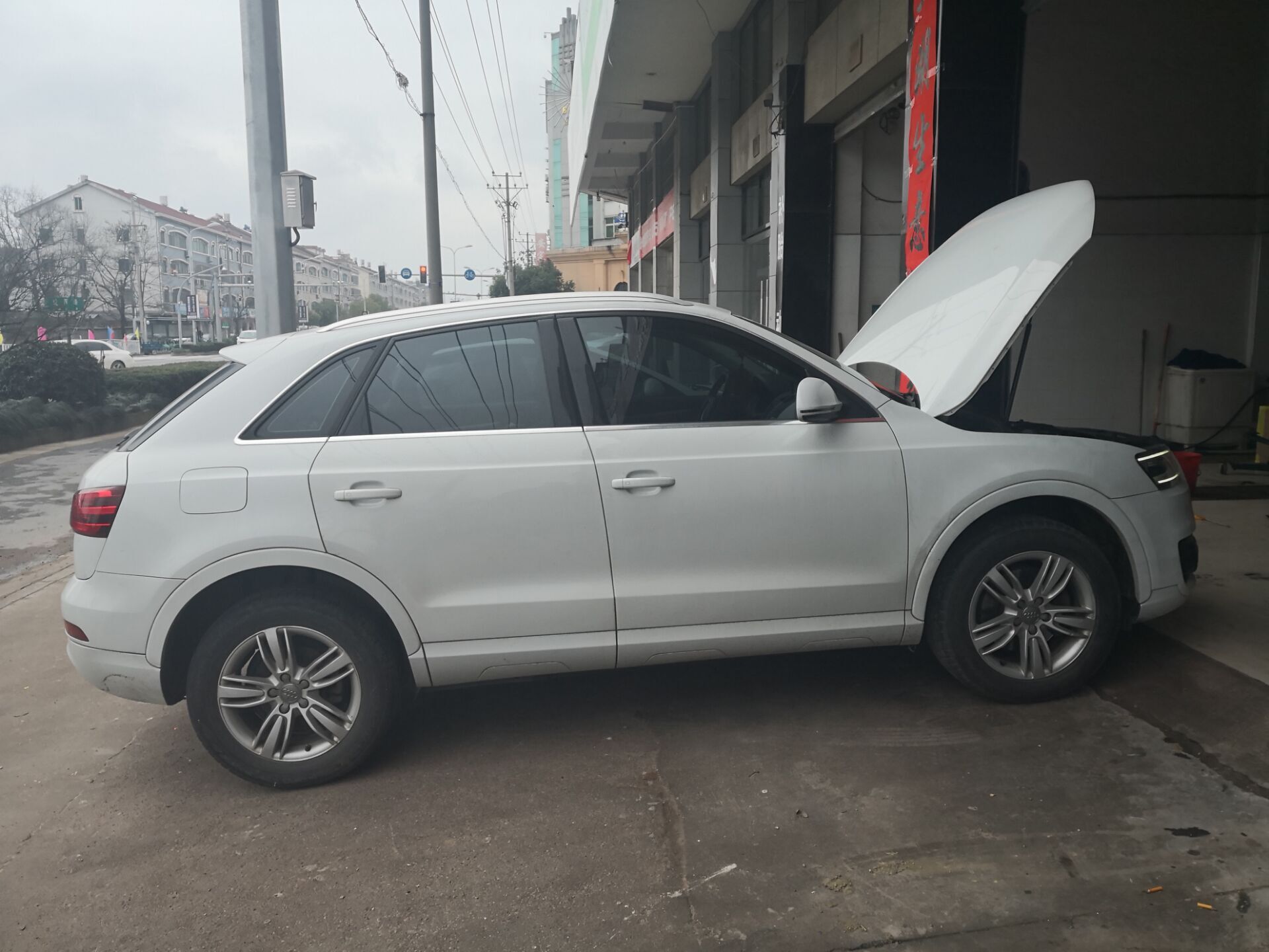 2020奥迪q3烧机油吗,奥迪q3烧机油彻底修复