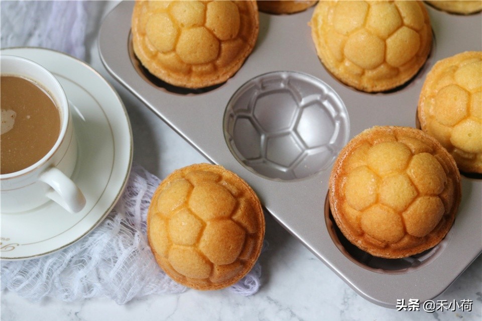 不塌陷小蛋糕做法,怎么做简易蛋糕无奶油也不用烤箱