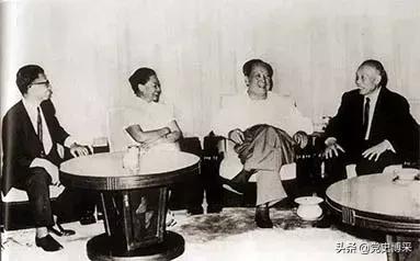 胸怀坦荡的毛*东泽**是如何评价自己的