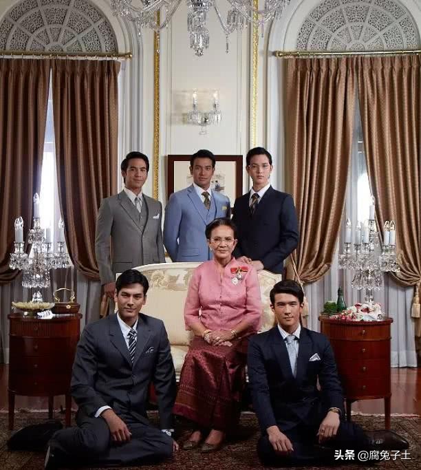 天使巧入怀《名门绅士之曼舞云霄》