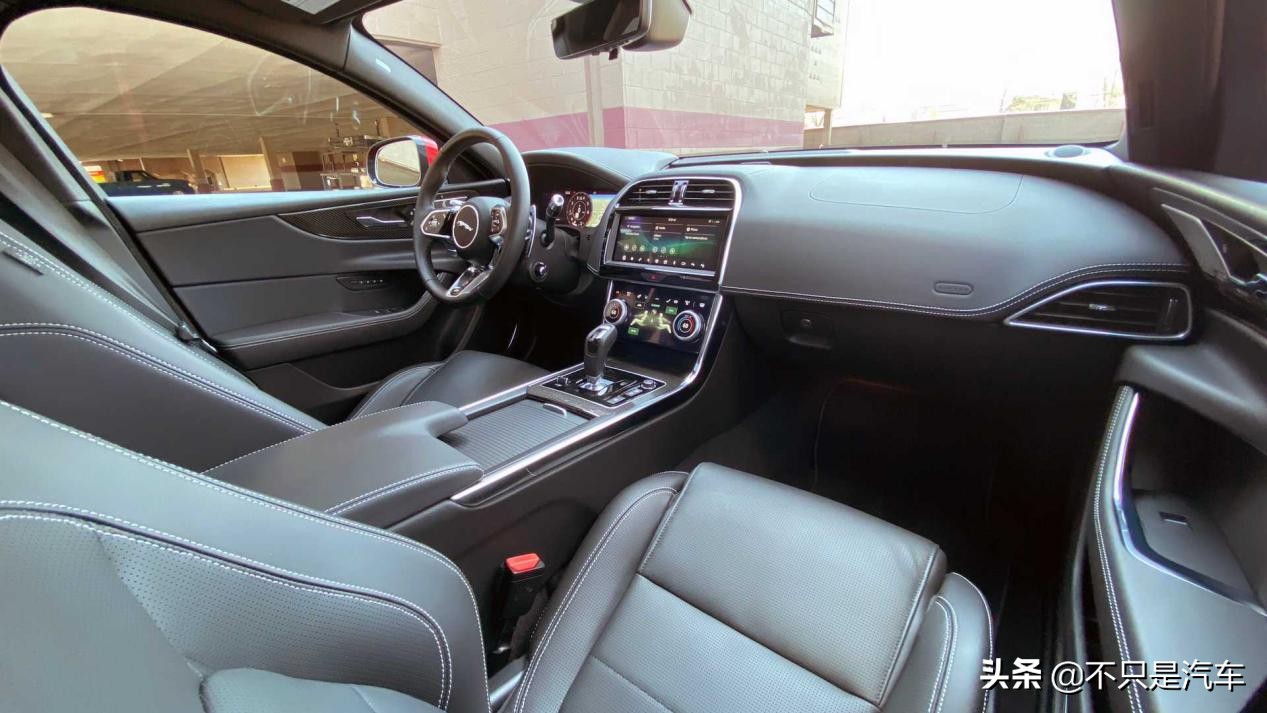 2020款捷豹xe官方图片曝光,最新款捷豹xe测评