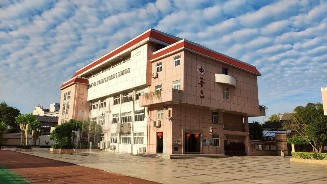 最美的风景美丽的校园,最美的风景就是校园