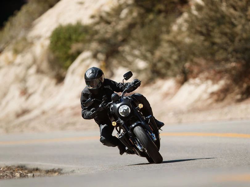 哈雷戴维森街霸13款,bronx哈雷