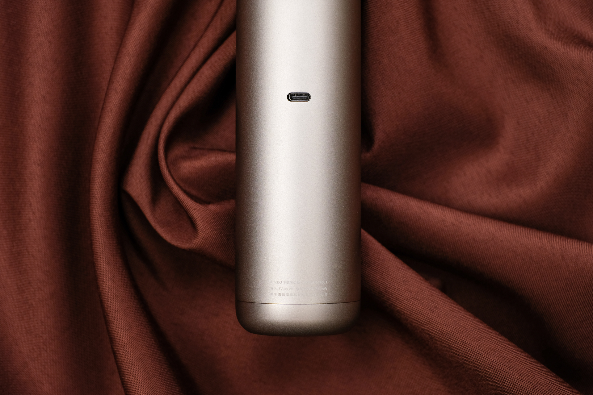 大吸力的便携式吸尘器真的好吗,好清理的家用吸尘器