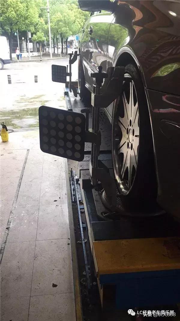 雪中的奔驰w211,向经典致敬奔驰w211