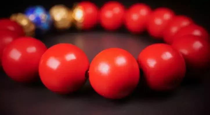 男人一般戴多大的串,男生适合戴多串吗