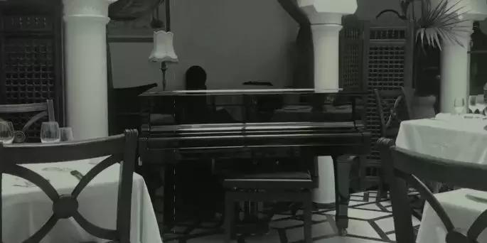 北非谍影主题曲卡萨布兰卡歌词,谍影无踪