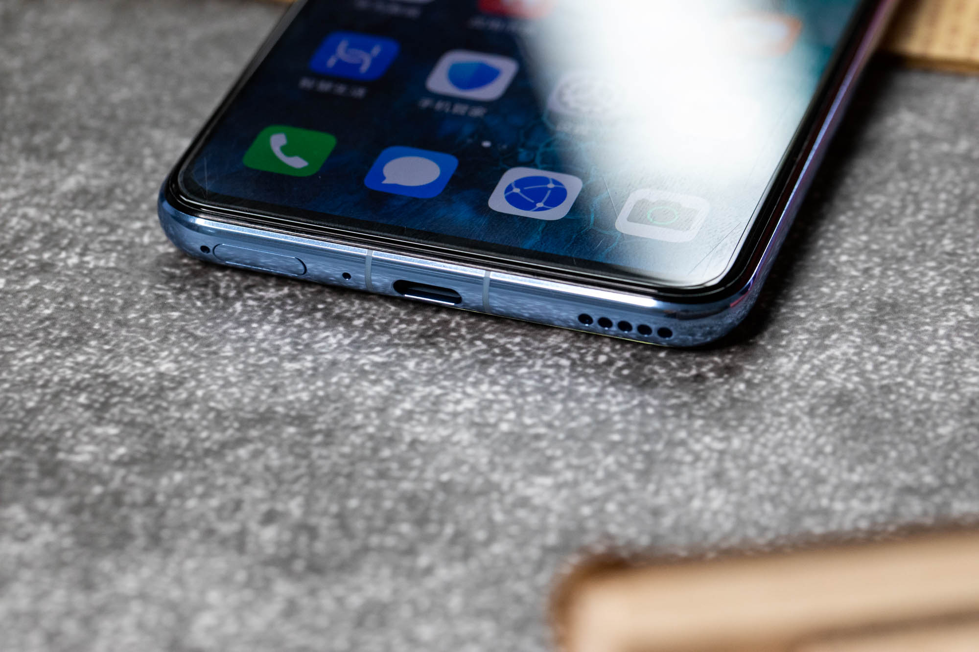 荣耀首款5g手机荣耀v30确认,荣耀v30pro真正的双模5g