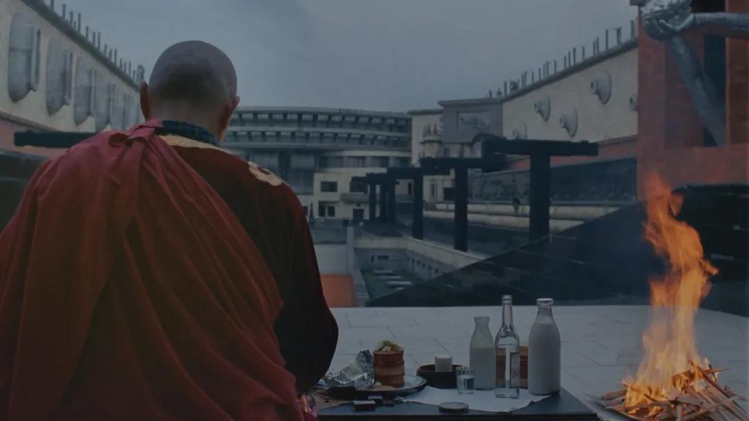 我们在柏林，看了9个小时震撼世界的DAU