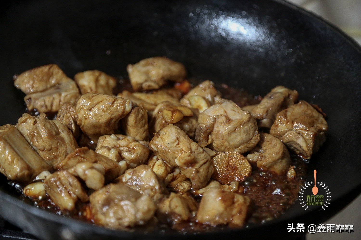 排骨焯水后肉又硬又柴,排骨焯水口感变硬