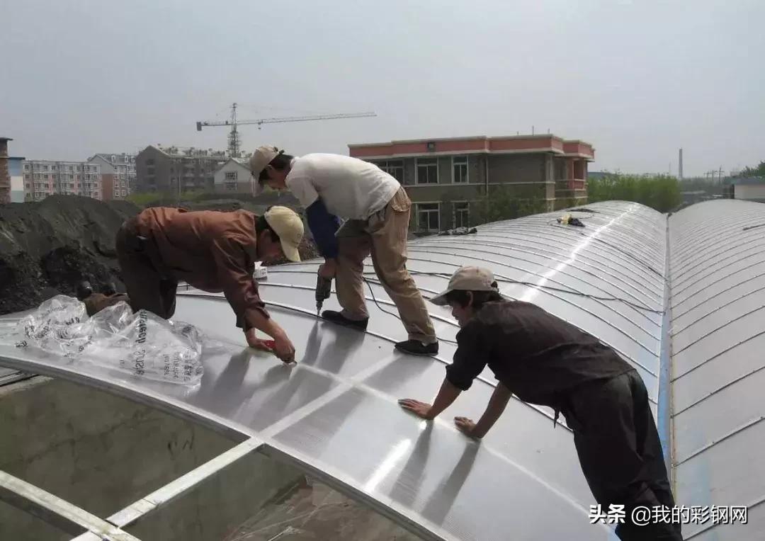 pc耐力板安装时要注意哪些,阳光房顶用耐力板怎么安装