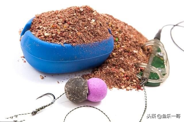 钓鱼拉饵挂饵的正确方法,野钓拉饵的正确方法和技巧