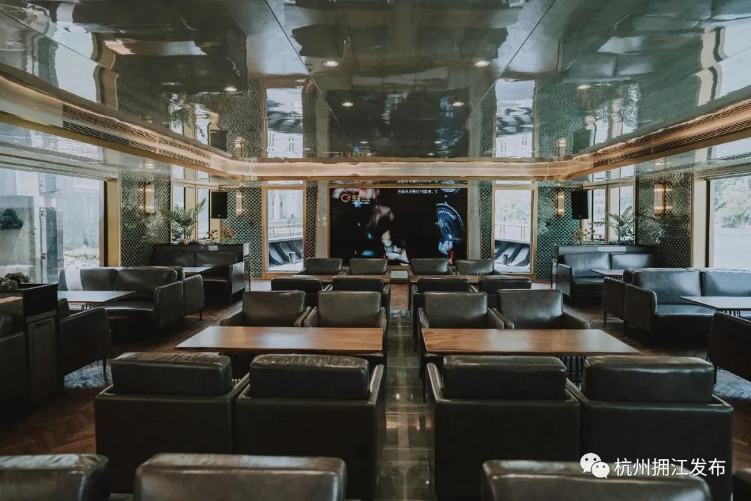 桐庐这艘带绝美“星空”的游船,开了!还有船票送送送!