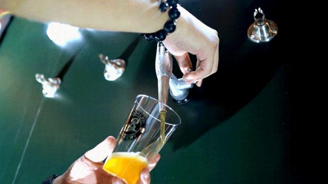 广州快闪啤酒集市,广州快闪街舞