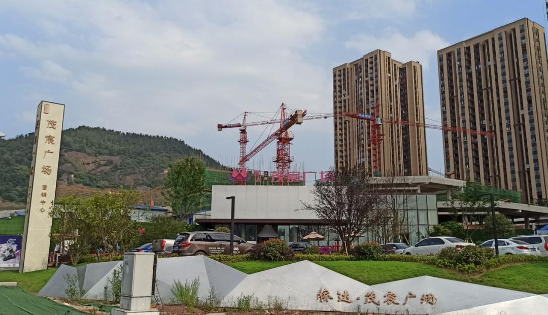 劲爆！重庆核心区惊现150万地铁商圈别墅，居然比高层还便宜？