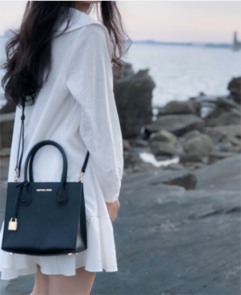 MK包包热门推荐,mk官网上没有奥莱mk女包款式