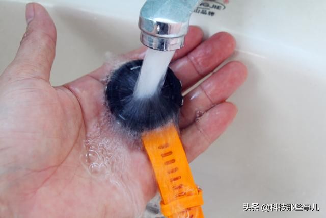 专业的设备做专业的事，佳明Forerunner245运动手表上手体验