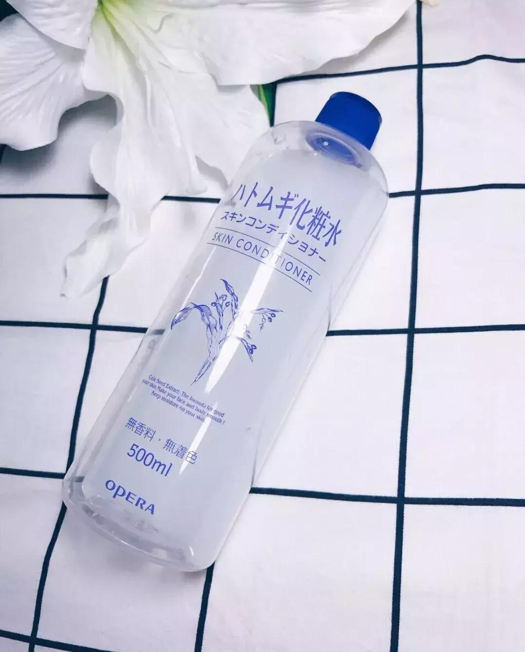 军训后要被晒成碳？史上最强晒后修复攻略，让你快速白回来