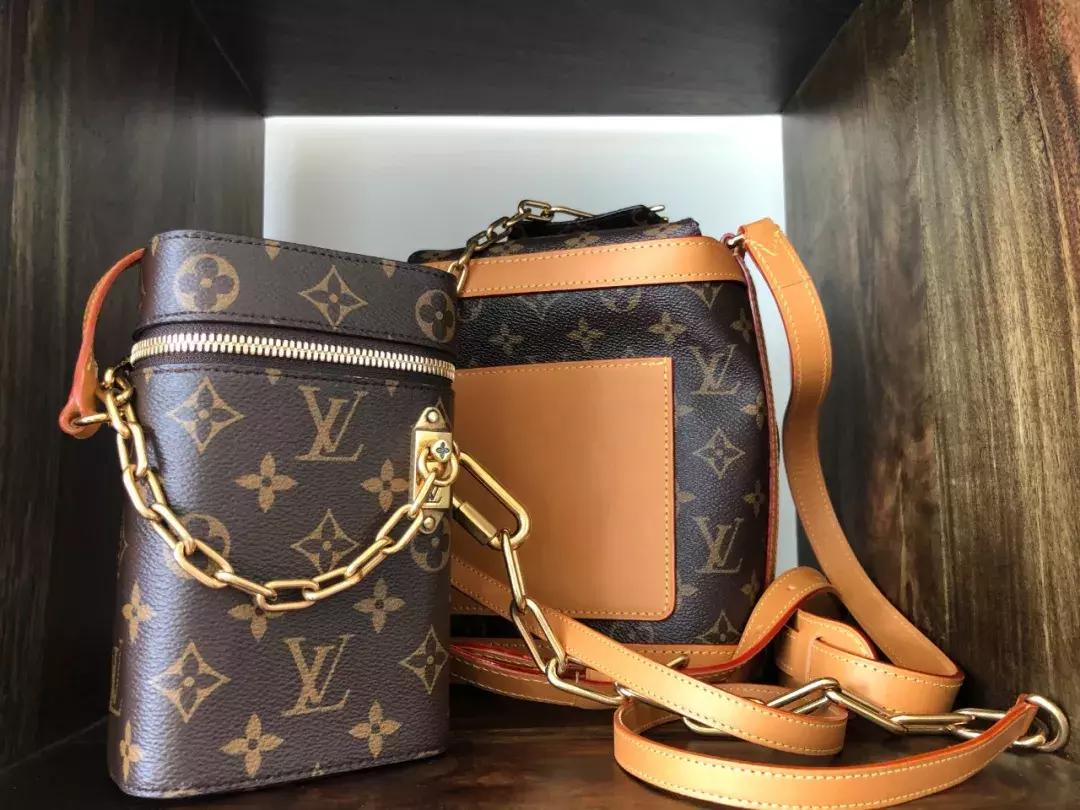 lv出了什么新款吗,lv蝙蝠侠衣服