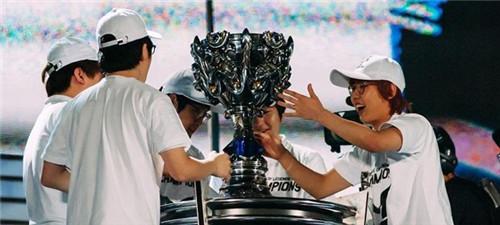 为什么lol战队全是买的,为什么lol打得强的都是韩国人