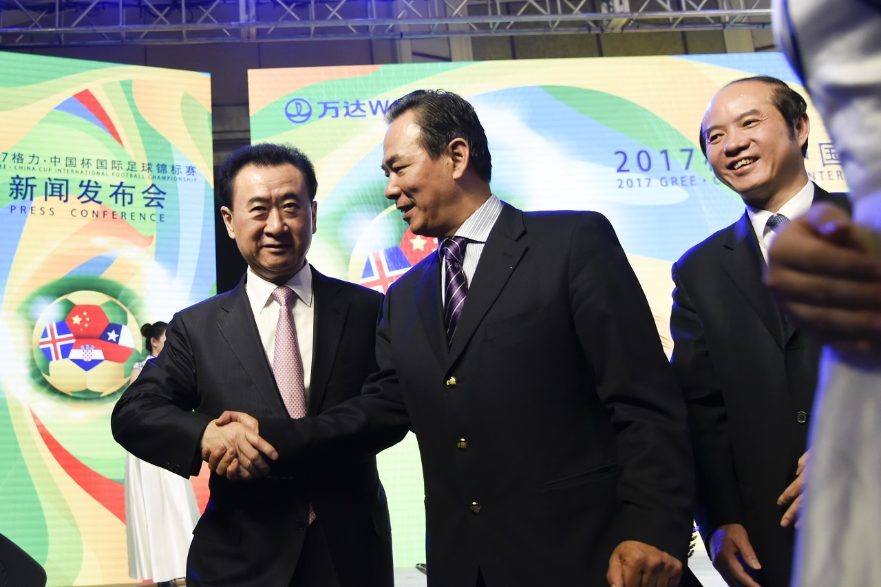 教父评球:王健林曾雪中送炭,万达功勋卓著典范,执中国足球牛耳