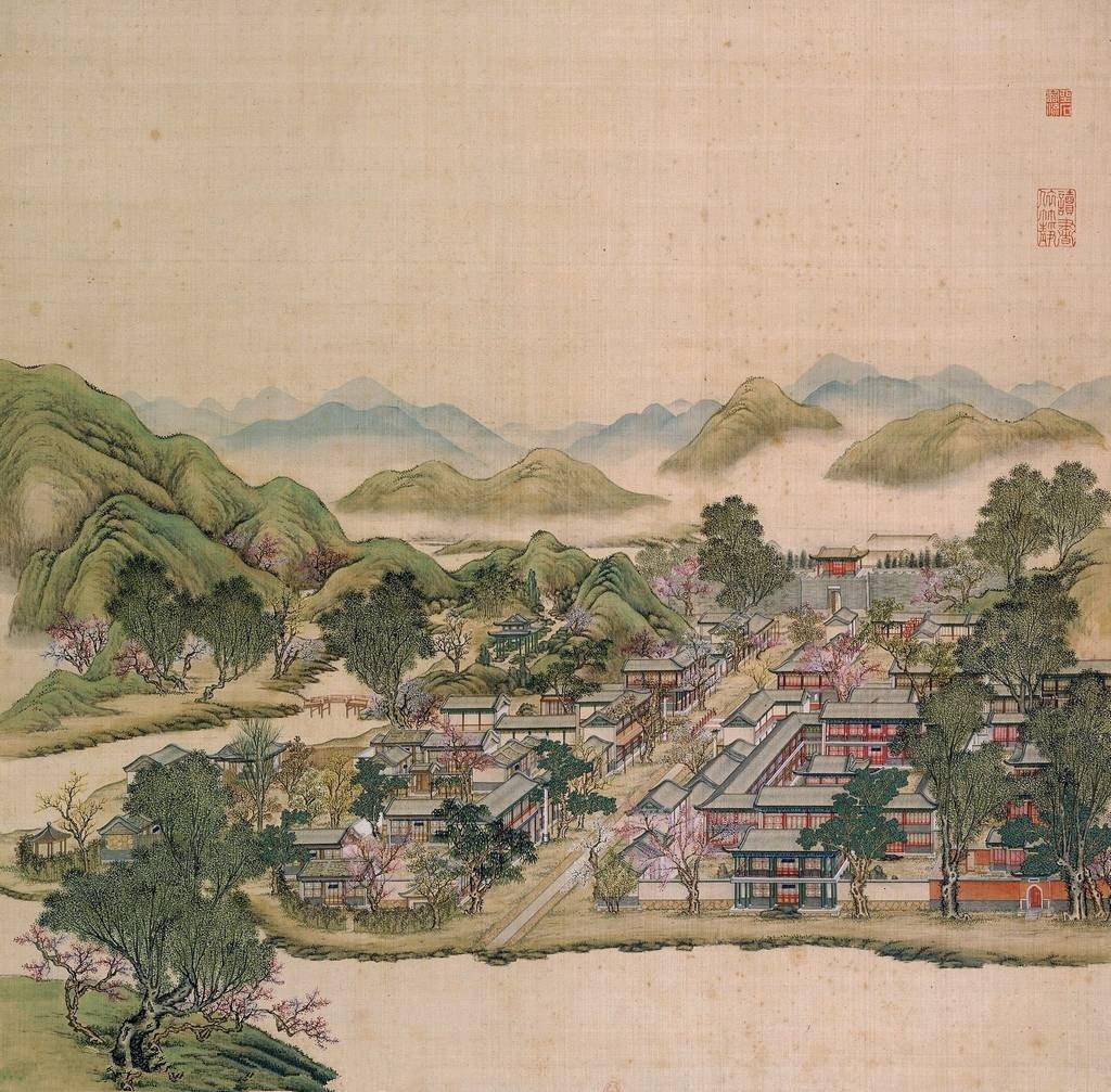 余晖映照出娇艳的晚霞,余晖映衬下美景