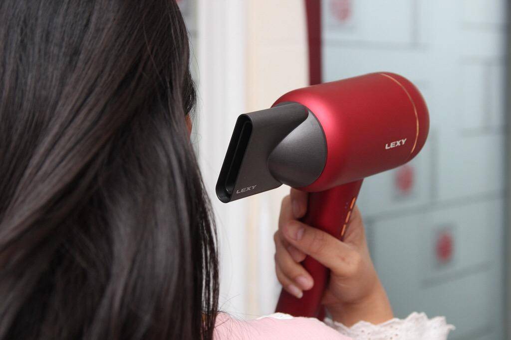 莱克水离子吹风机视频,莱克吹风机使用方法