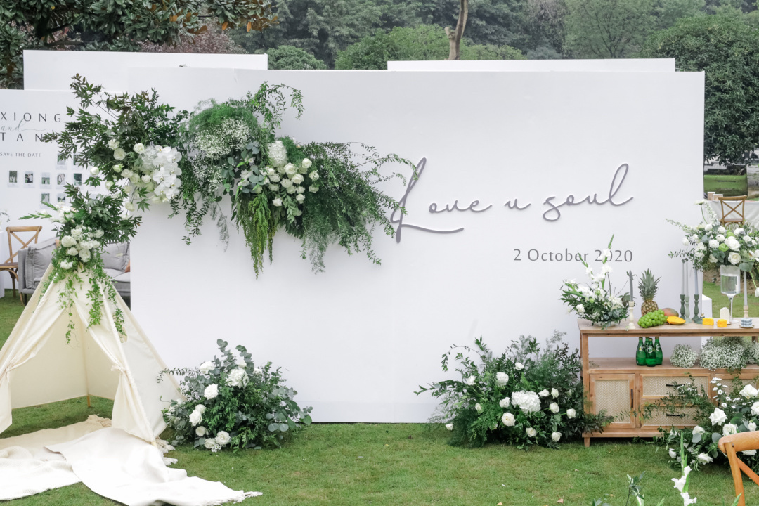 一场细致到骨子里的户外婚礼,一场轻松简单可爱的户外婚礼