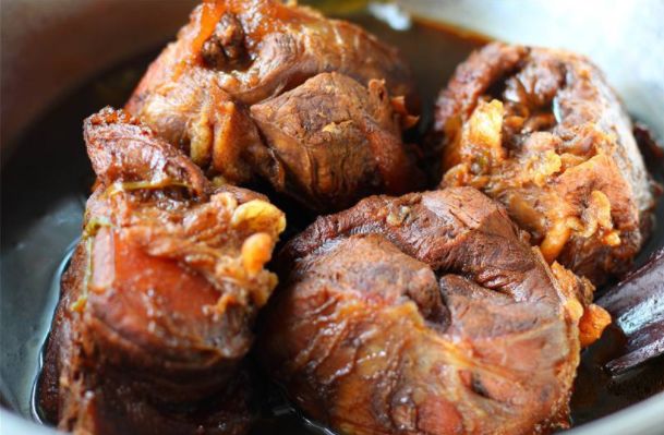 五星大厨教你如何炒制牛肉,牛肉好吃有诀窍大厨教你正确做法