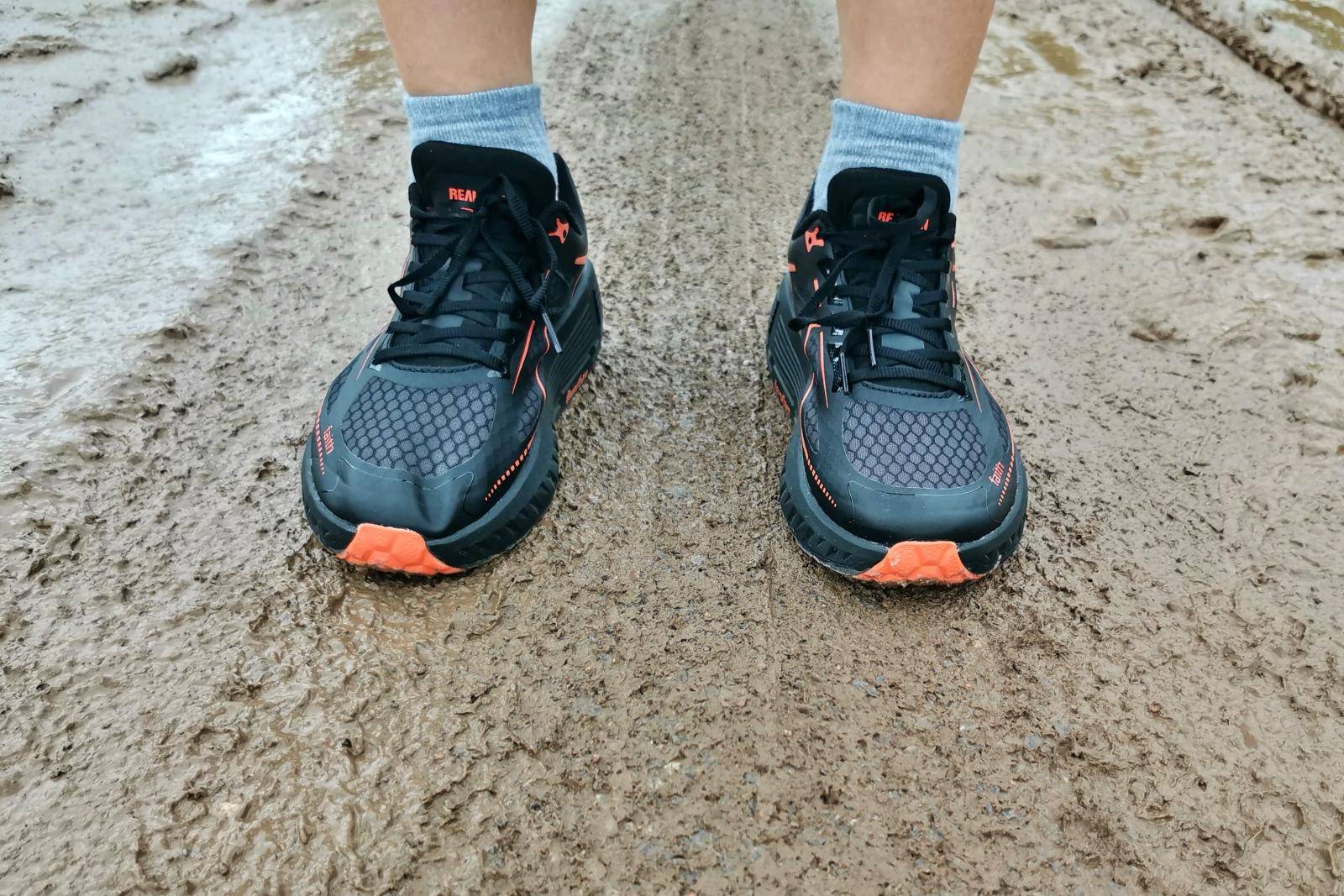 r2缓震跑鞋测评,r2跑鞋哪款适合初跑者