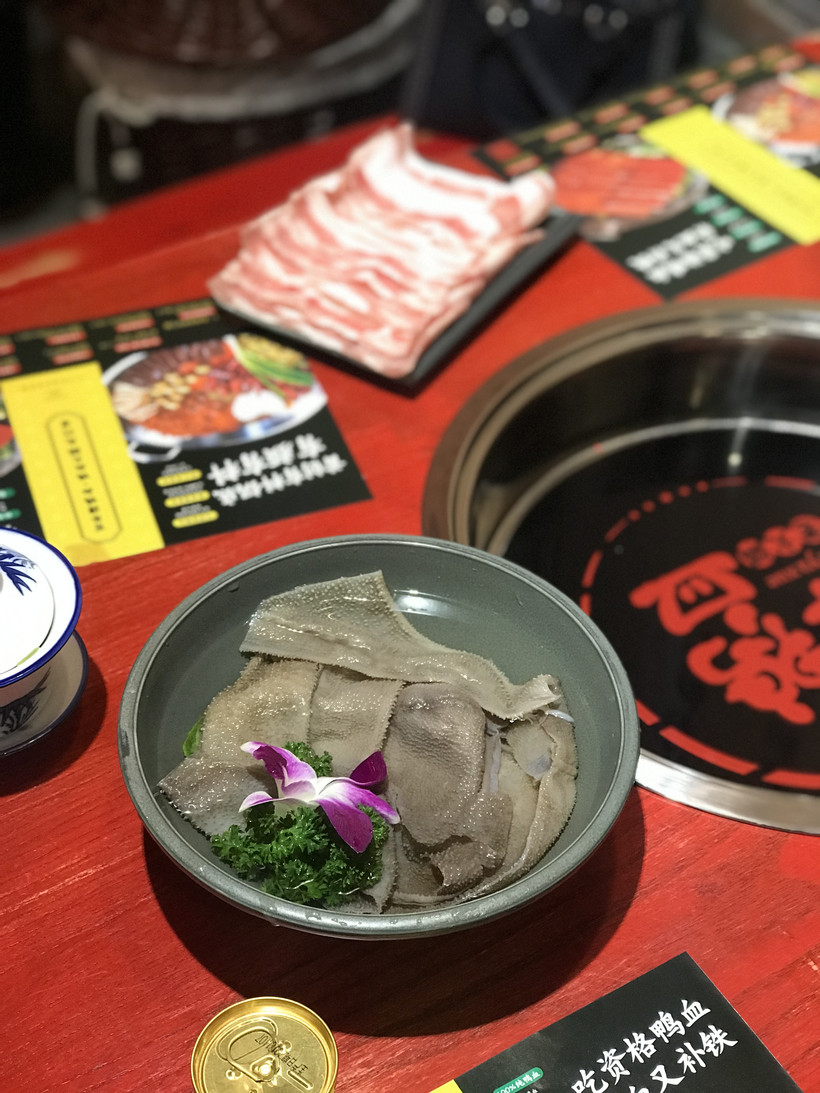 谢霆锋成都打卡百年老店,谢霆锋打卡上海网红店