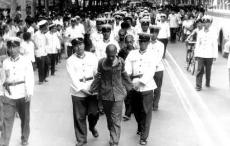 中国严打有几次,中国历史上的三次严打