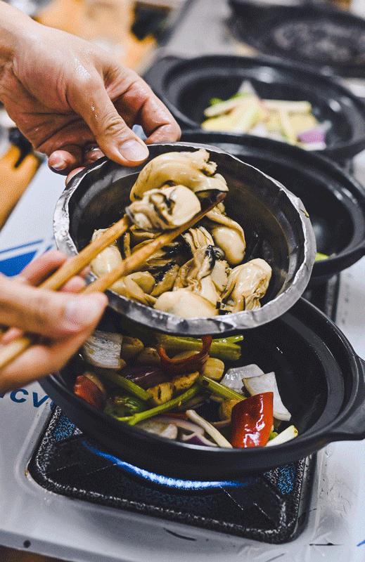 4000m²「平价海鲜」，还藏了个老广早茶，鸡煲、羊肉、虾蟹